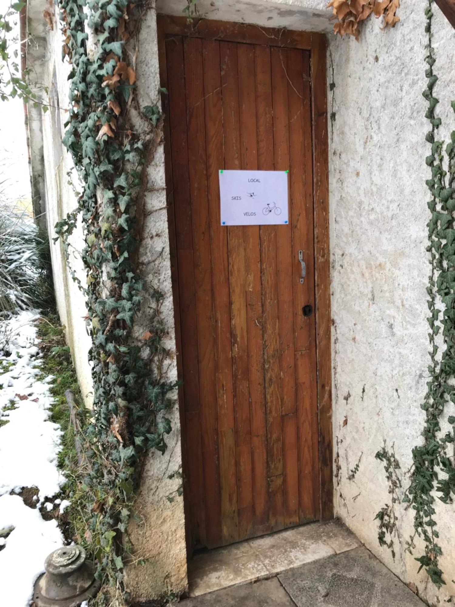 Appartement Dans Maison Brié-et-Angonnes Exterior photo
